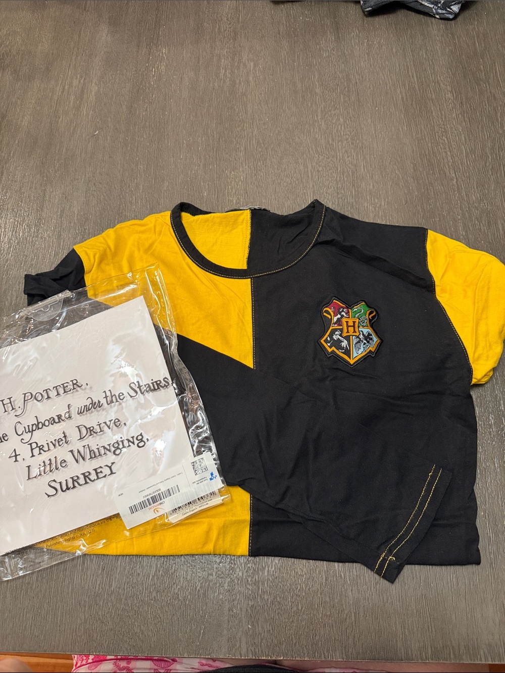 Warner Bros. Hogwarts Cedric Diggory Triwizard Shirt - M